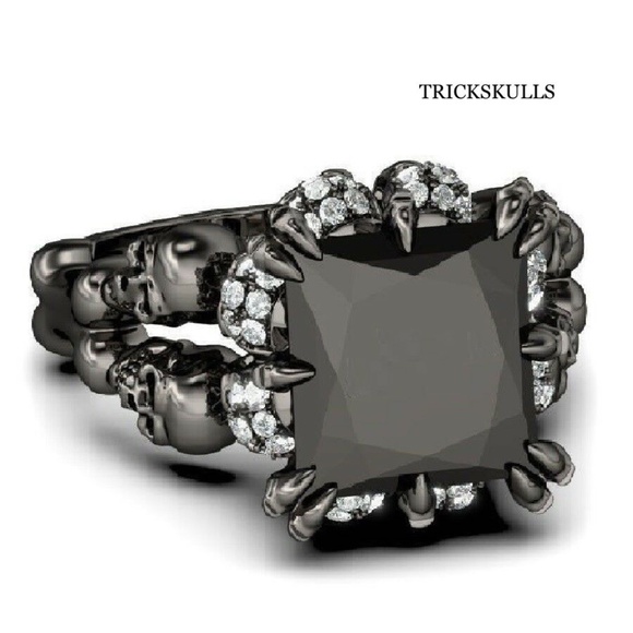 Four Skulls Black Anodized Sapphire Modern Gothic Punk Ring Size 7 8 9 10 New! - Picture 1 of 7
